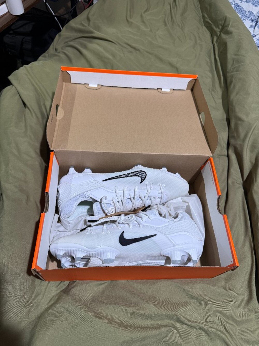 Nike Huarache 9 Elite Low Cleats - White/Black - Men's 10.5